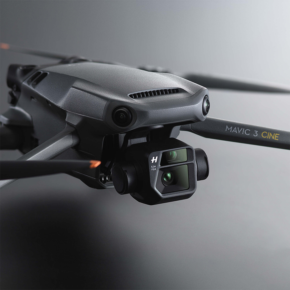 Квадрокоптер DJI Mavic 3 Cine Premium Combo